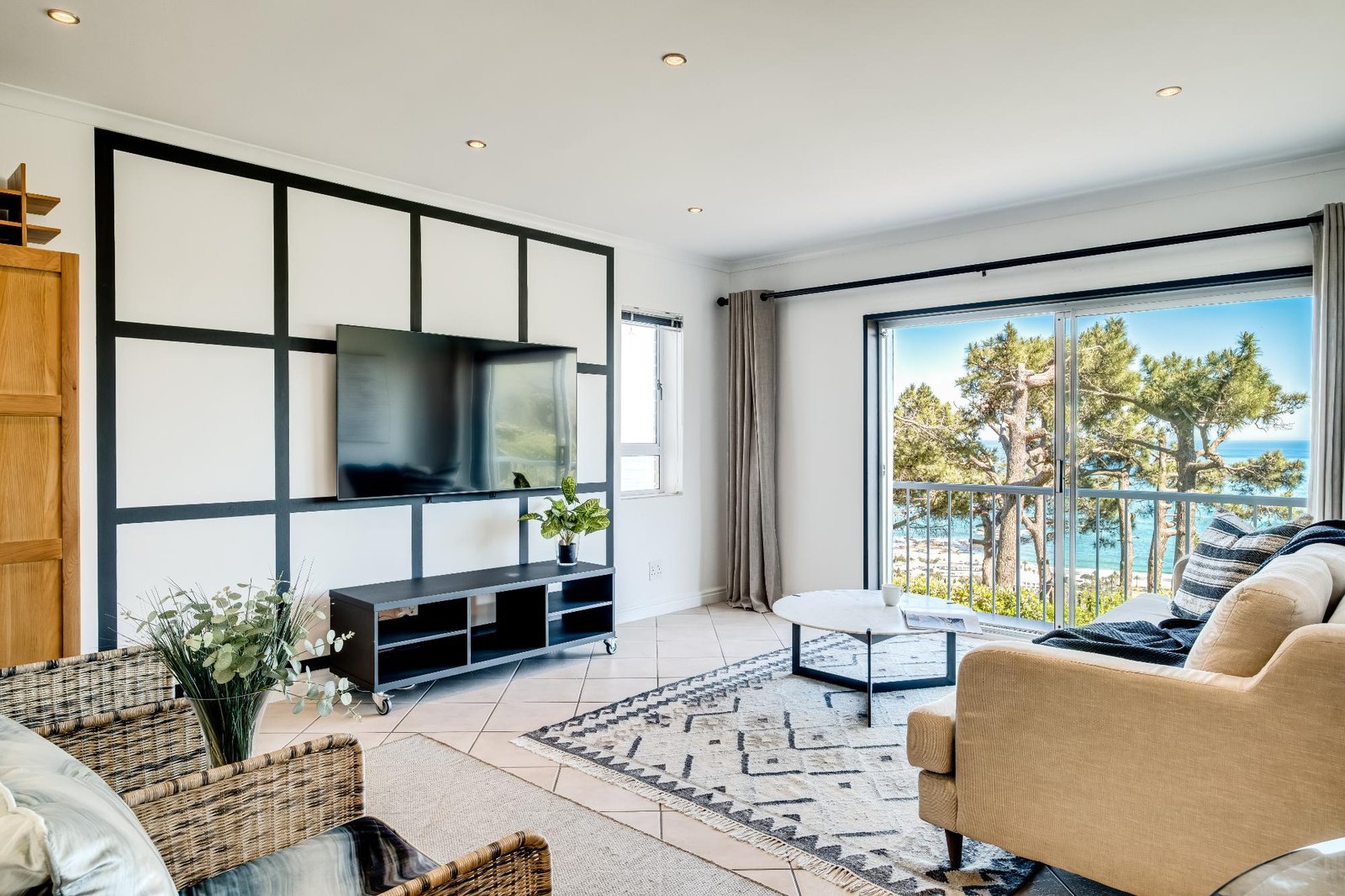 Camps Bay – Bayview II