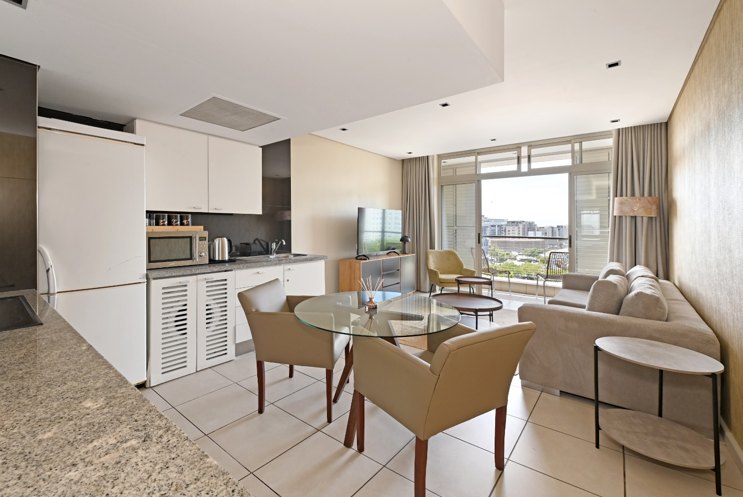 Studio apartment at Harbour Edge, De Waterkant